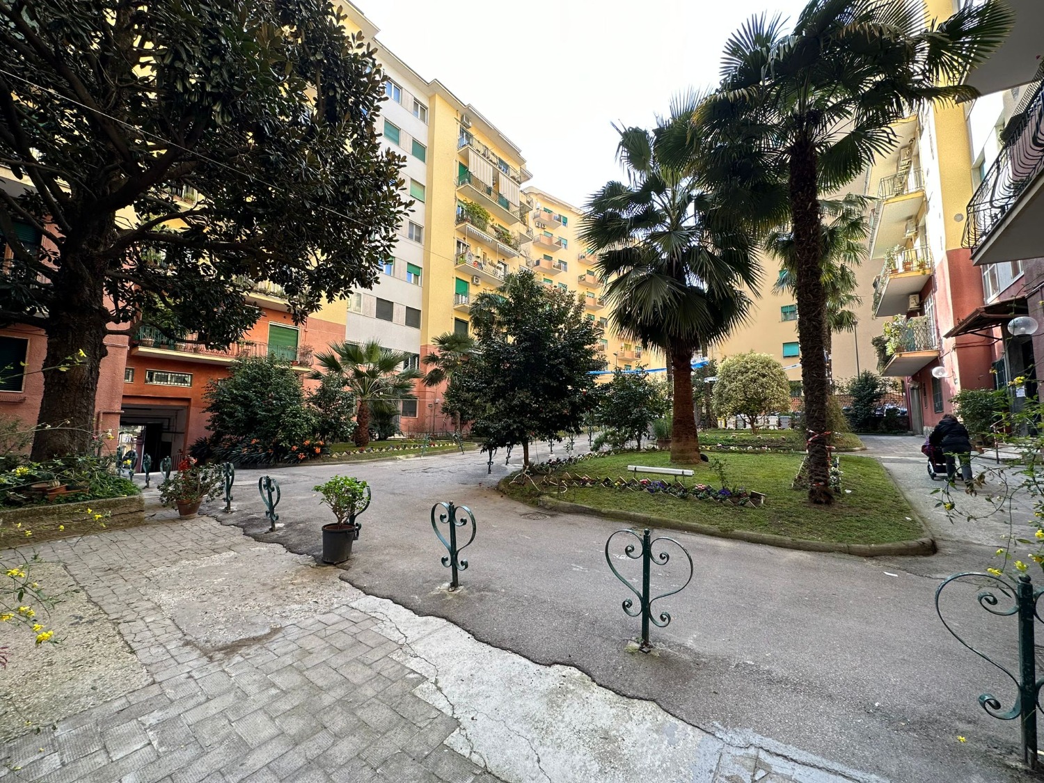 Vomero via Cilea ad. Appartamento 80 mq