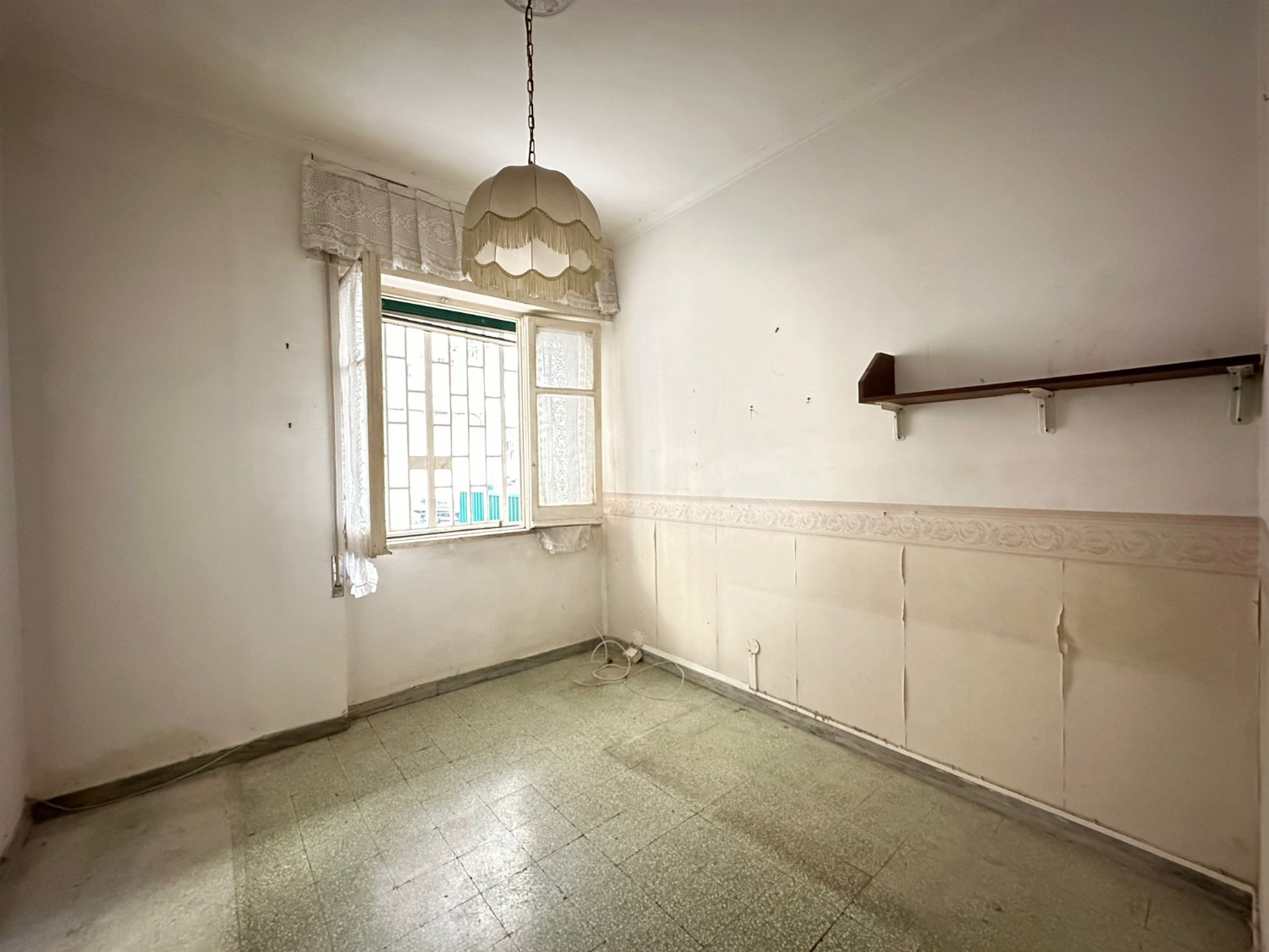 Vomero via Cilea ad. Appartamento 80 mq