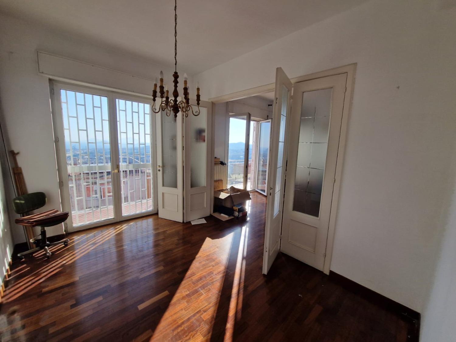 Manzoni primo tratto appartamento panoramico