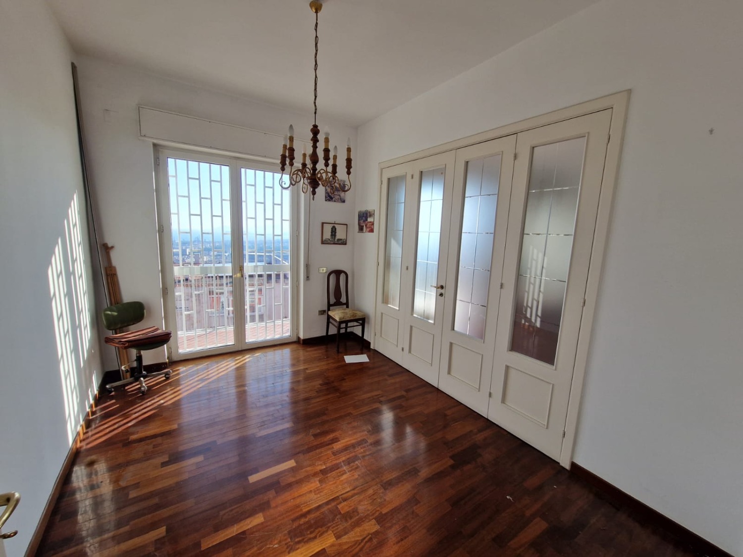 Manzoni primo tratto appartamento panoramico