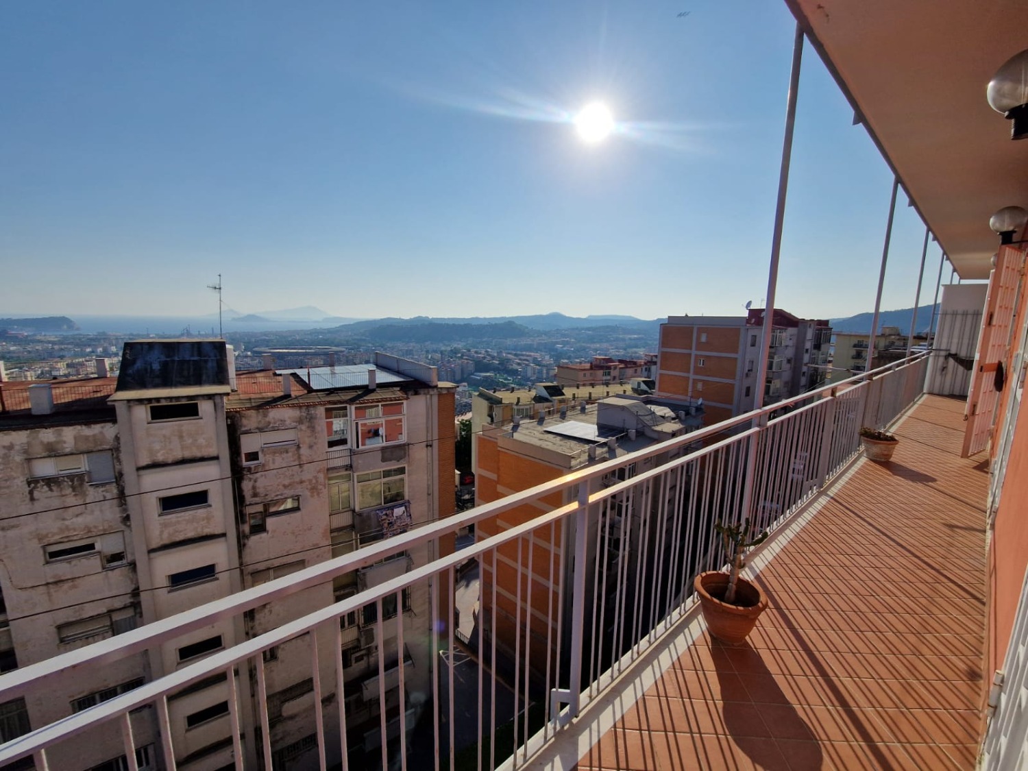 Manzoni primo tratto appartamento panoramico