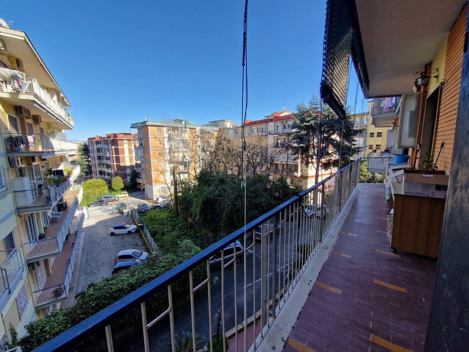 Colli Aminei 3 vani 100 mq in parco con posto auto