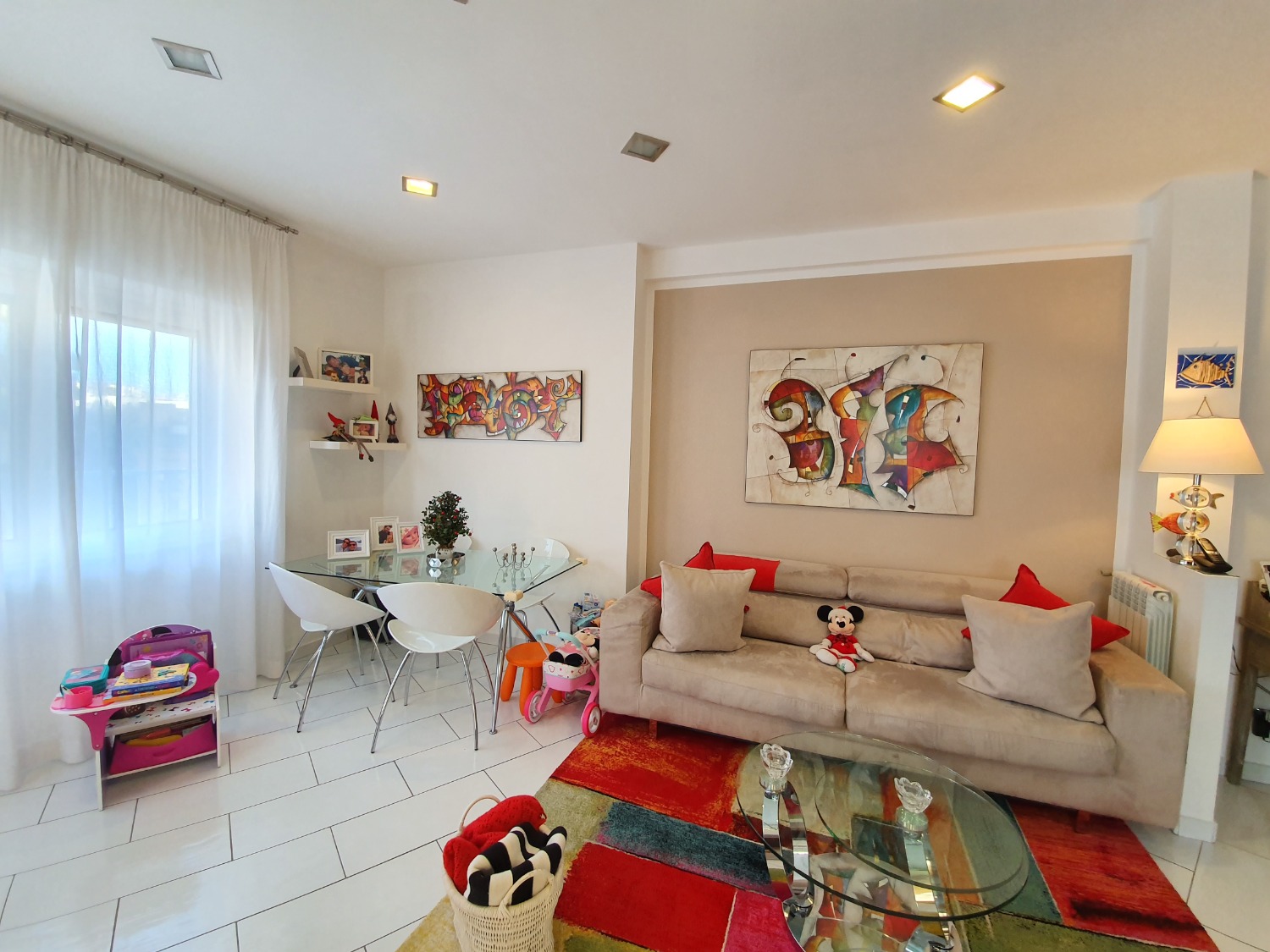 Appartamento in ottime condizioni interne piano alto