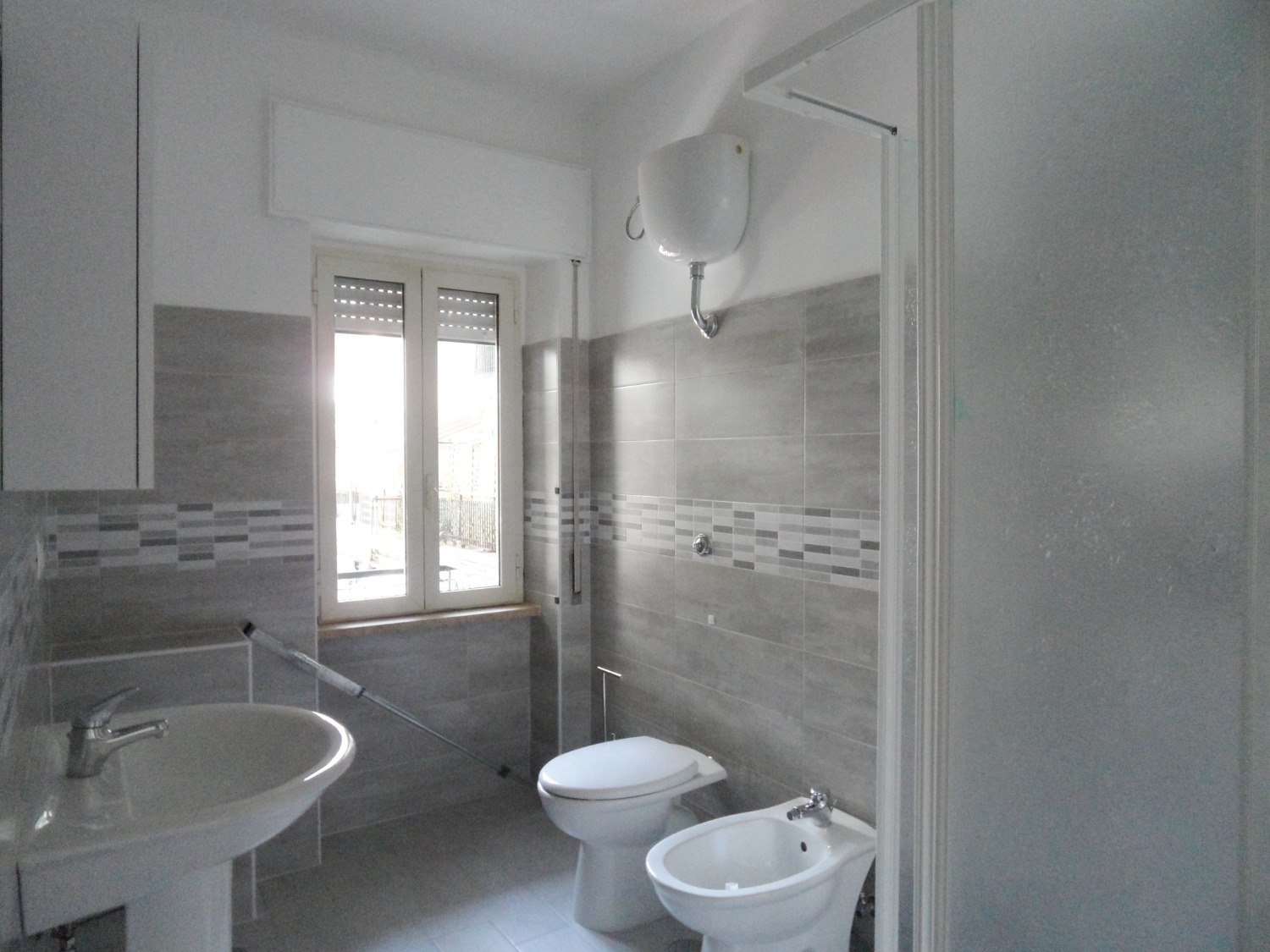 Vomero Cilea camera per sole studentesse