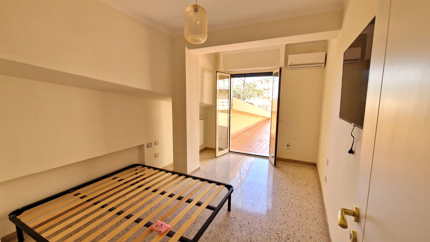 Vomero Posillipo Caravaggio parte alta, in parco 