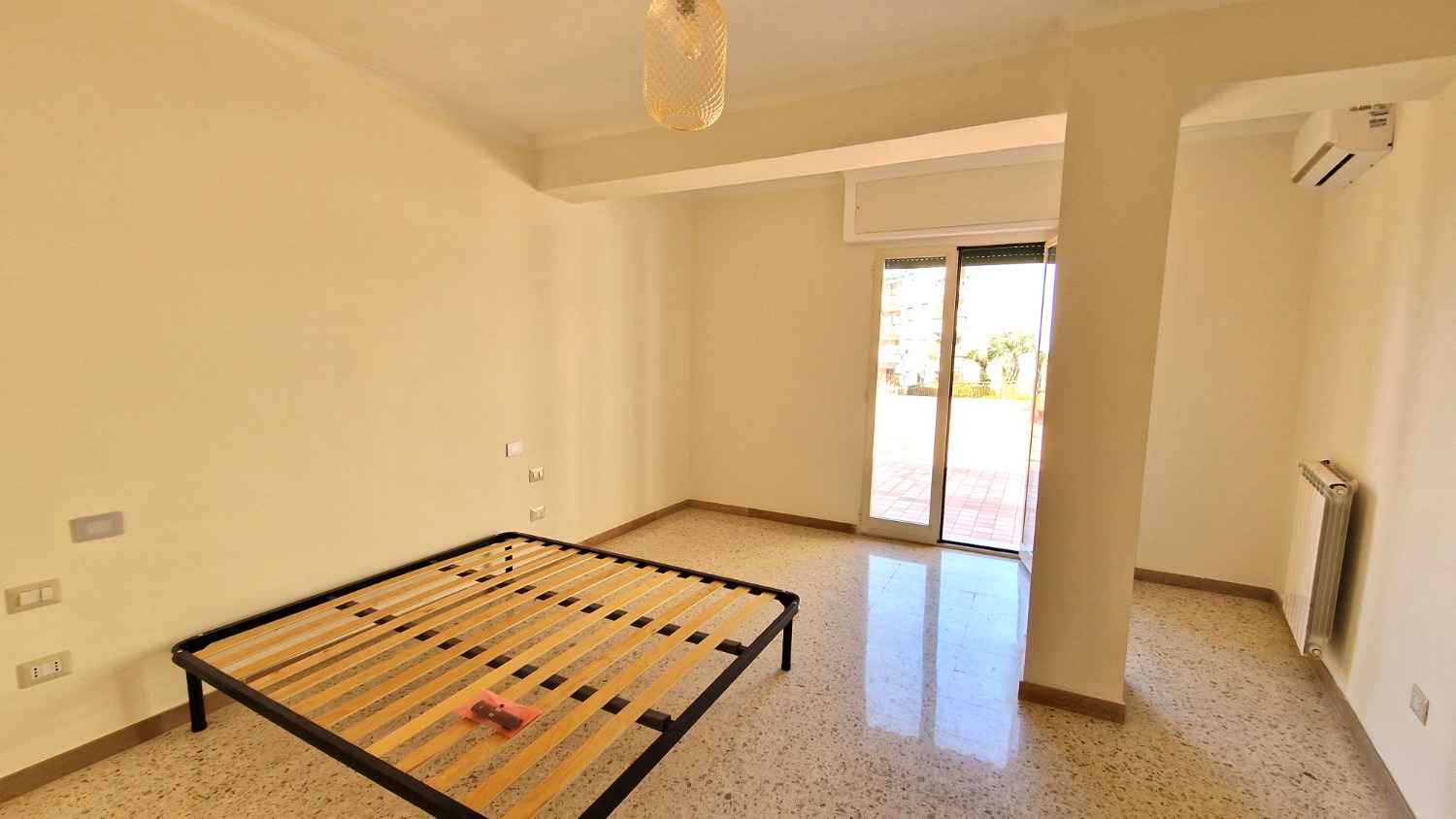 Vomero Posillipo Caravaggio parte alta, in parco 