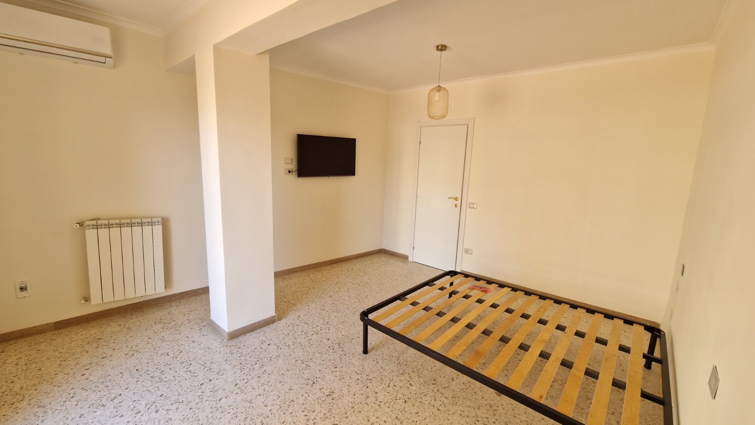 Vomero Posillipo Caravaggio parte alta, in parco 