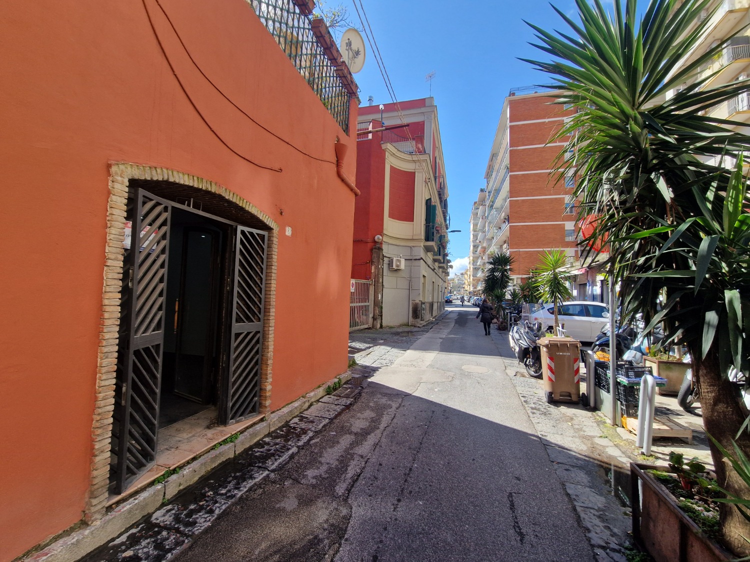 Vomero via Belvedere locale commerciale 50 mq