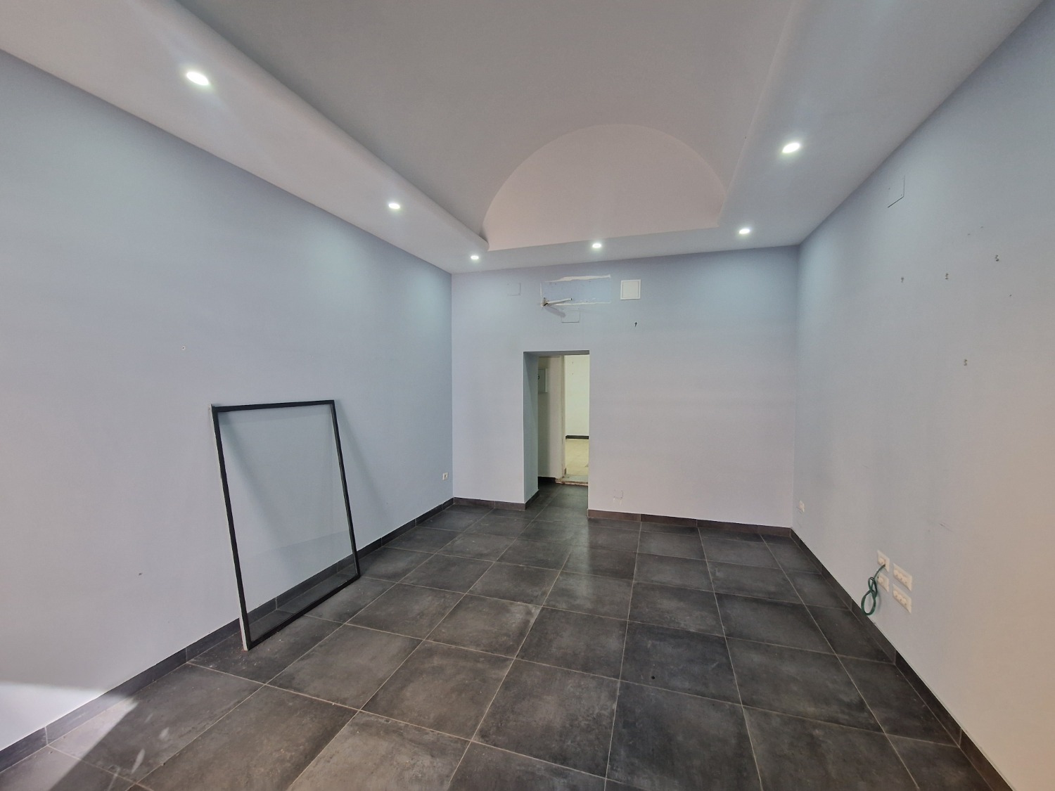 Vomero via Belvedere locale commerciale 50 mq