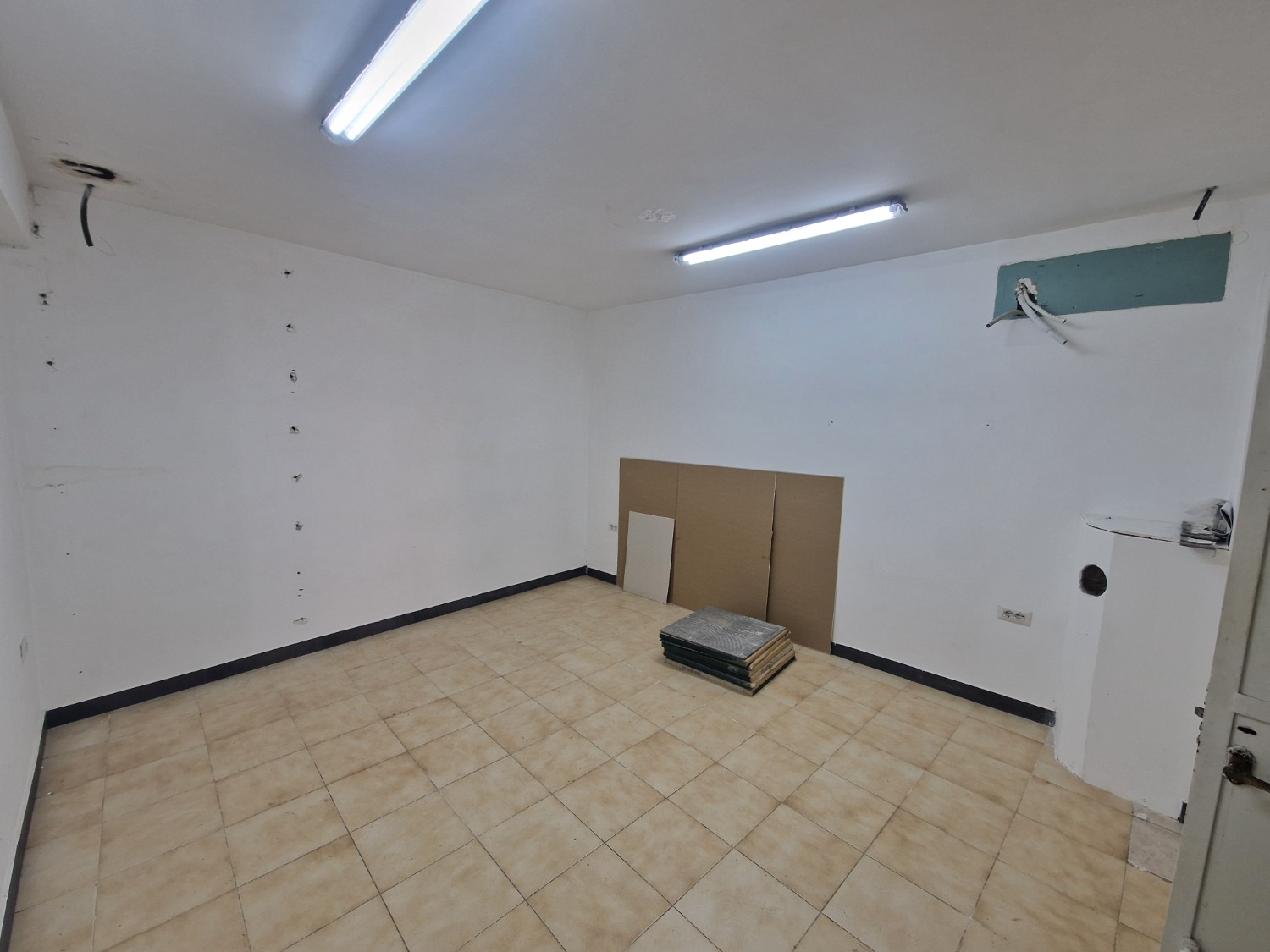 Vomero via Belvedere locale commerciale 50 mq