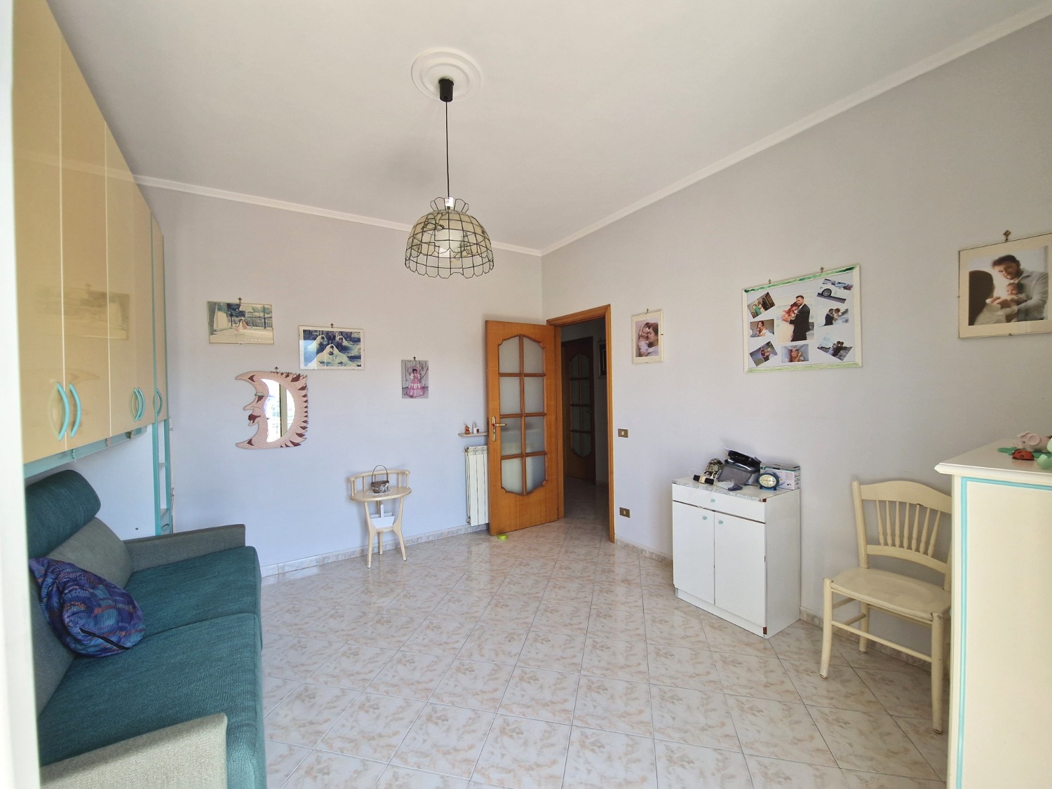 Fuorigrotta via Dioceleziano 3 vani piano alto