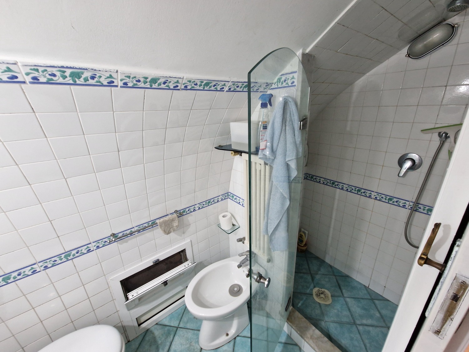 Vomero via Belvedere monolocale accessoriato vista mare