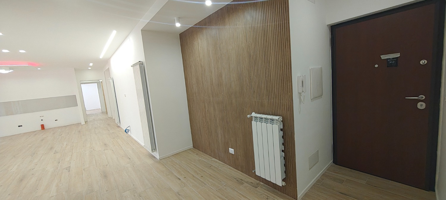 Arenella Piazza -  appartamento 5 locali � 600.000