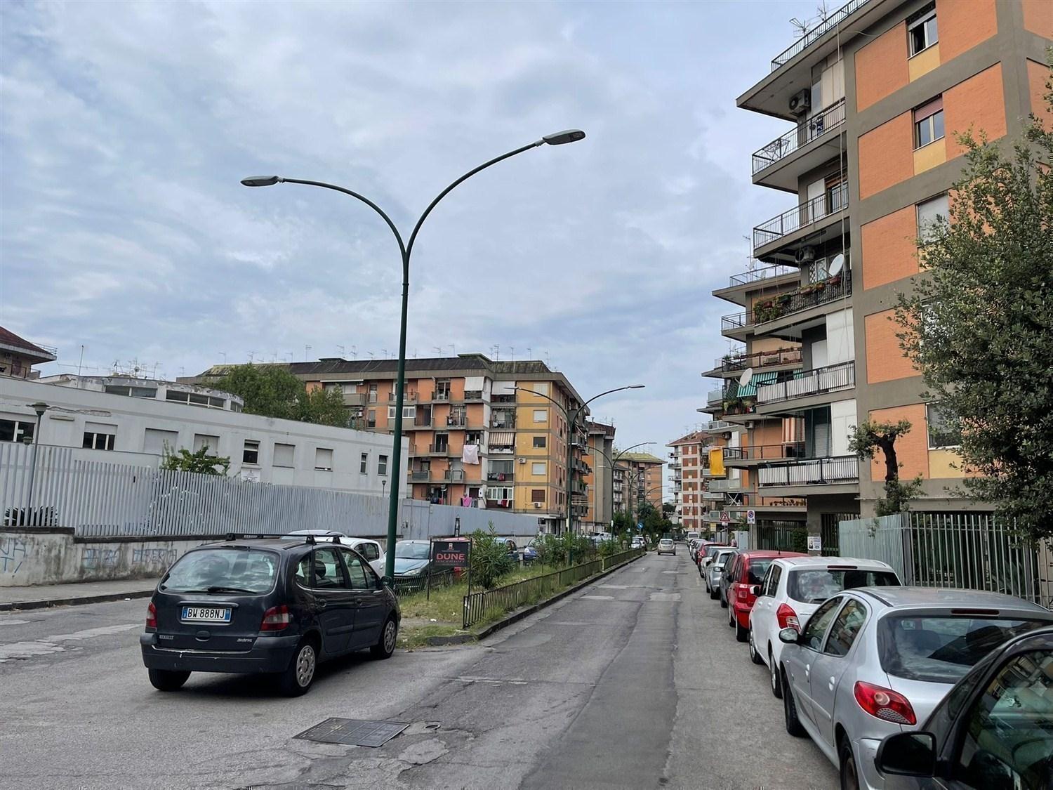 Ponticelli Rione incis appartamento 110 mq