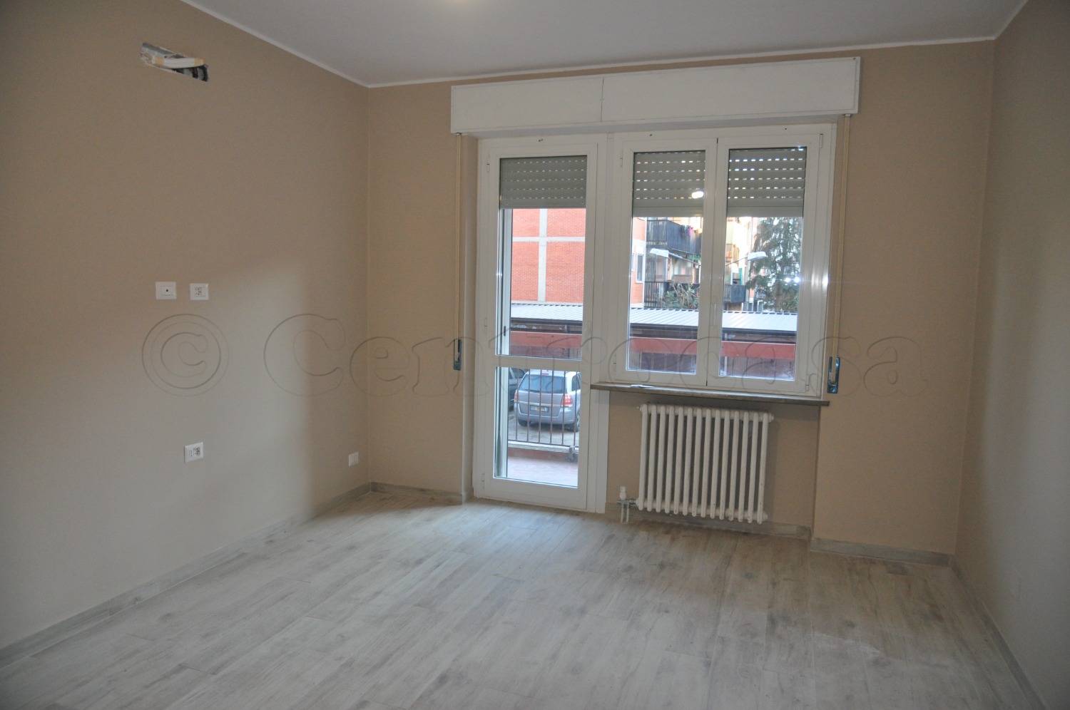 MAGENTA: 2 LOCALI + BOX RISTRUTTURATO € 550