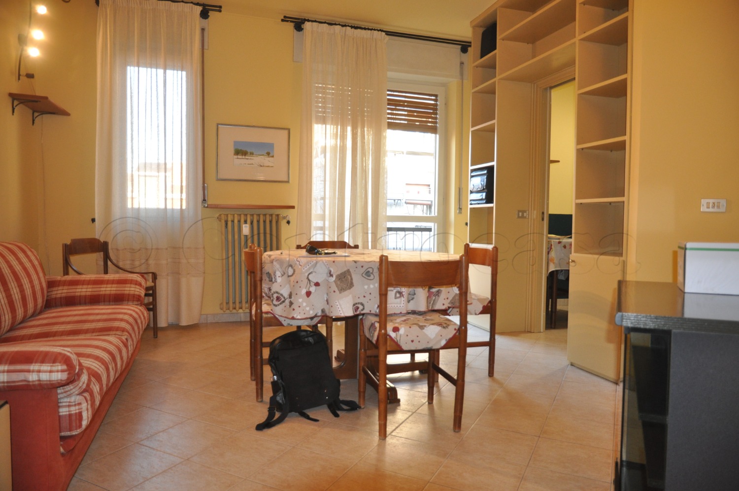 MAGENTA CENTRO: 2 LOCALI ARREDATO € 500