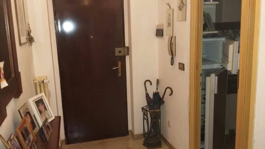 CUGGIONO - 3 LOCALI LIBERO SUBITO - € 75.000 - T3233