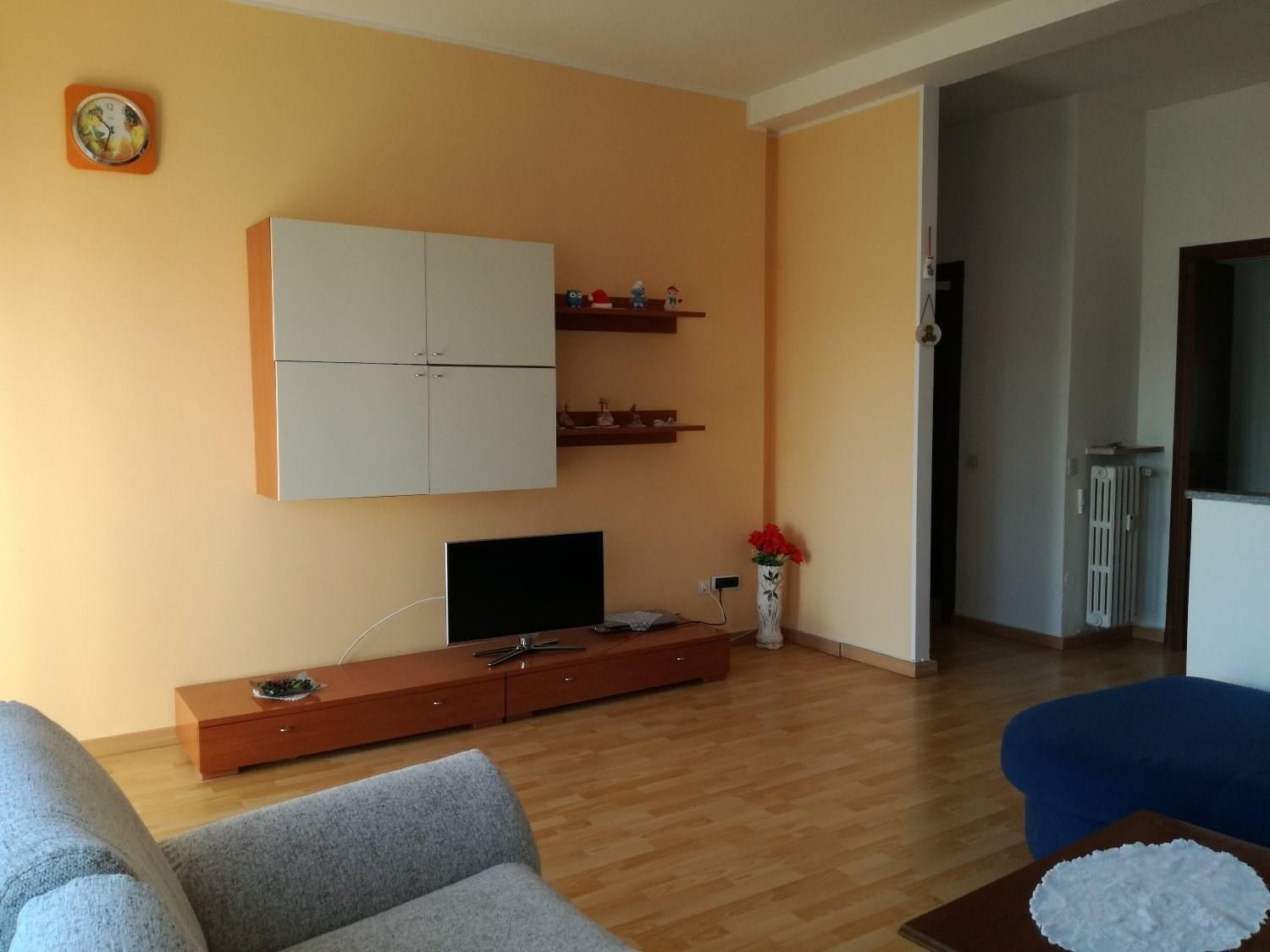 T398 Magenta Ad.ze Ospedale - 3 locali + box € 92.000