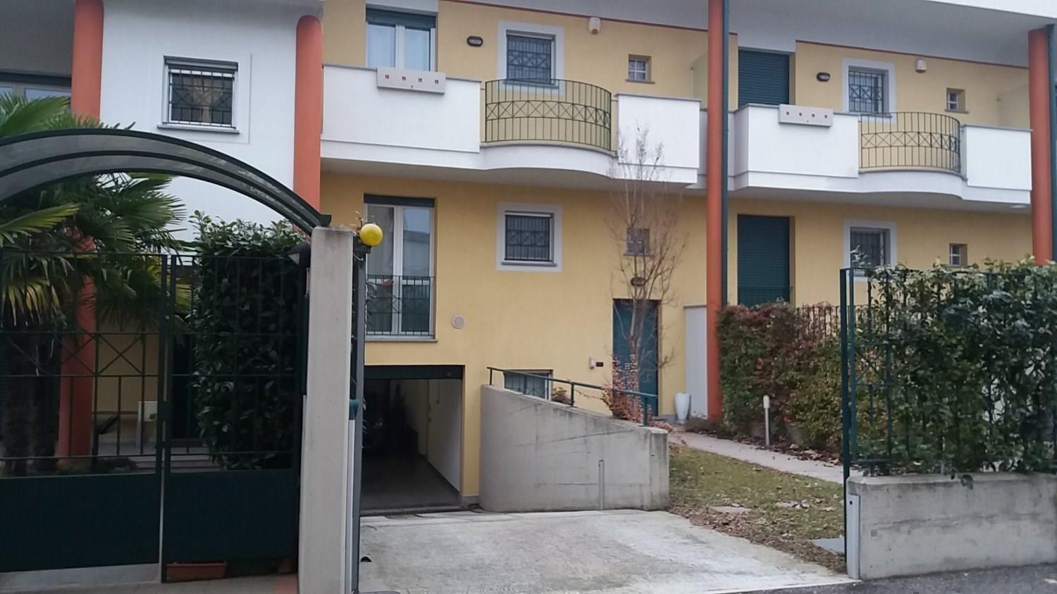 MARCALLO CON CASONE Villa recentissima € 315.000 - T616