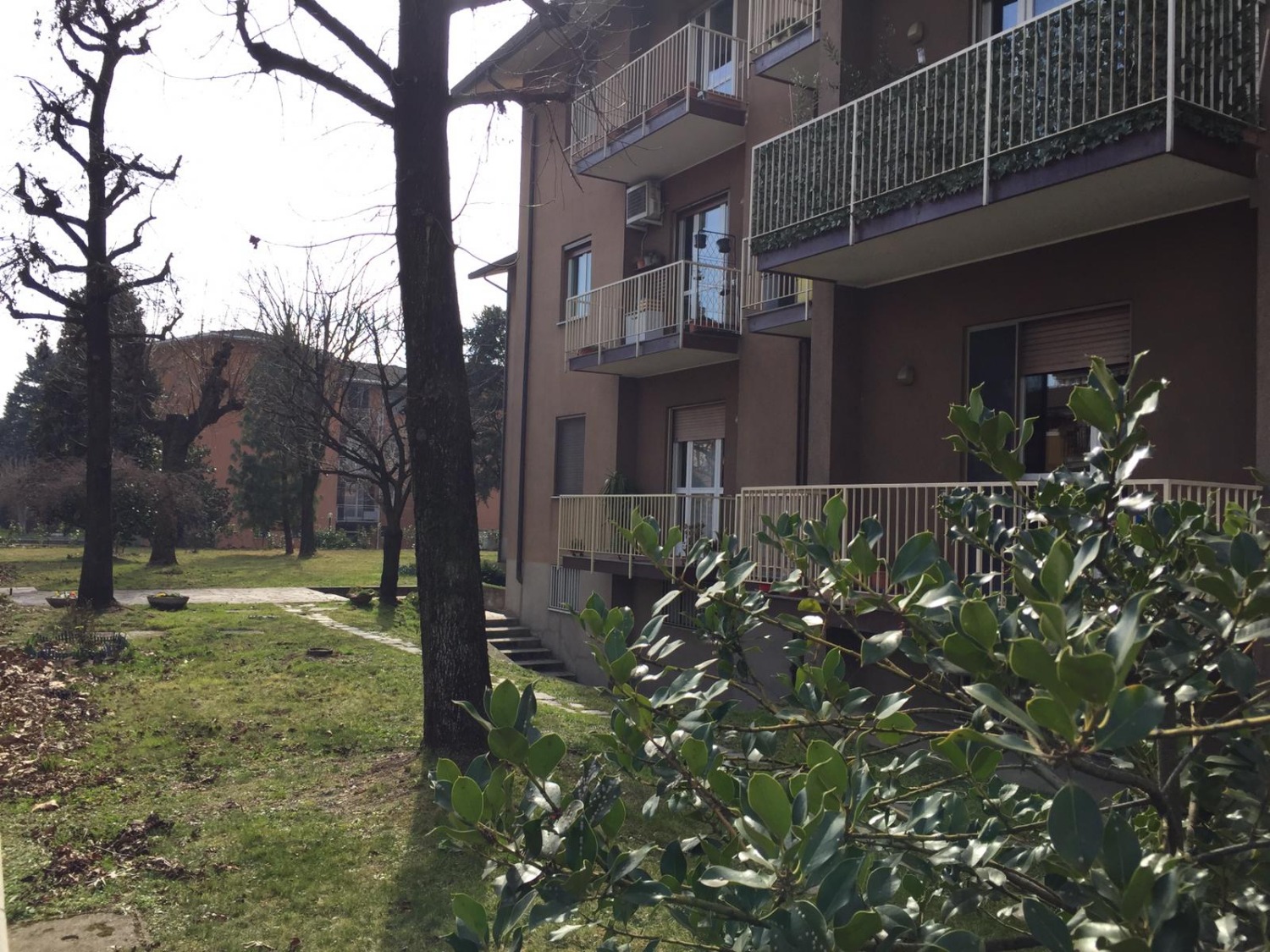 Rif. T3272 ROBECCO S/N- Zona Mercato 3 locali € 90.000