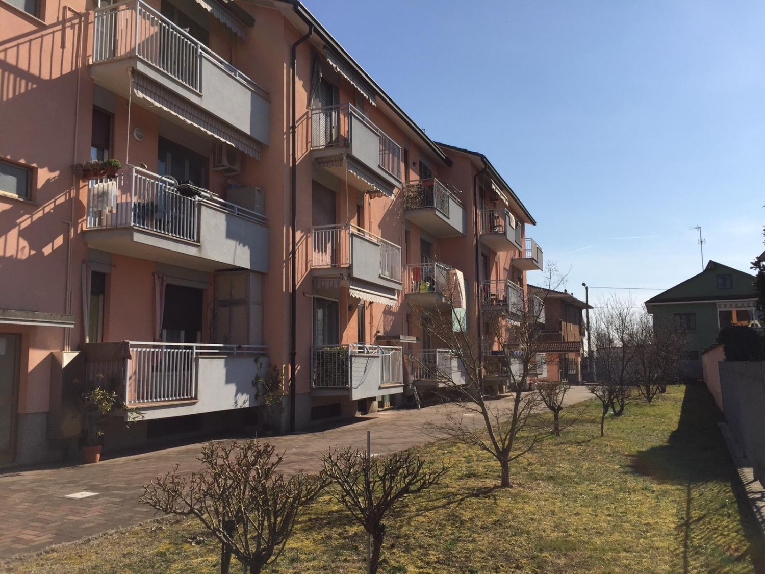 T2177 Magenta: 2 locali ristrutturato € 69.000