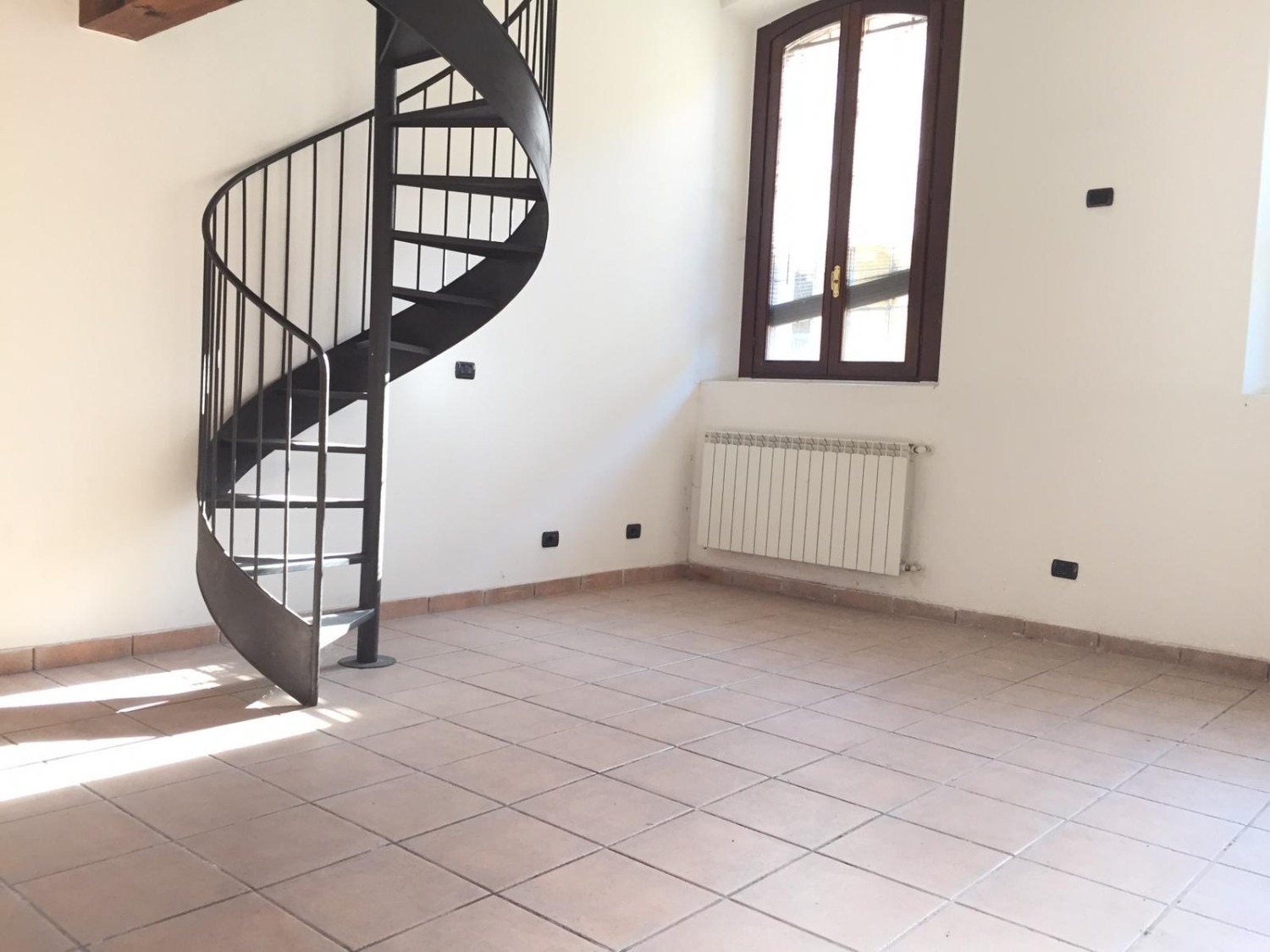 T497 Boffalora: 3 locali in corte € 87.000
