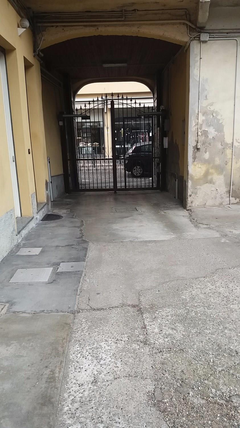 Rif A036 MAGENTA CENTRO MONOLOCALE ARREDATO € 450