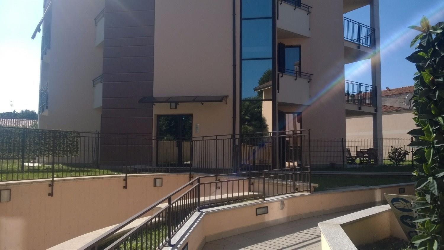 MAGENTA CENTRO RECENTE BILOCALE ARREDATO € 650 - A2280