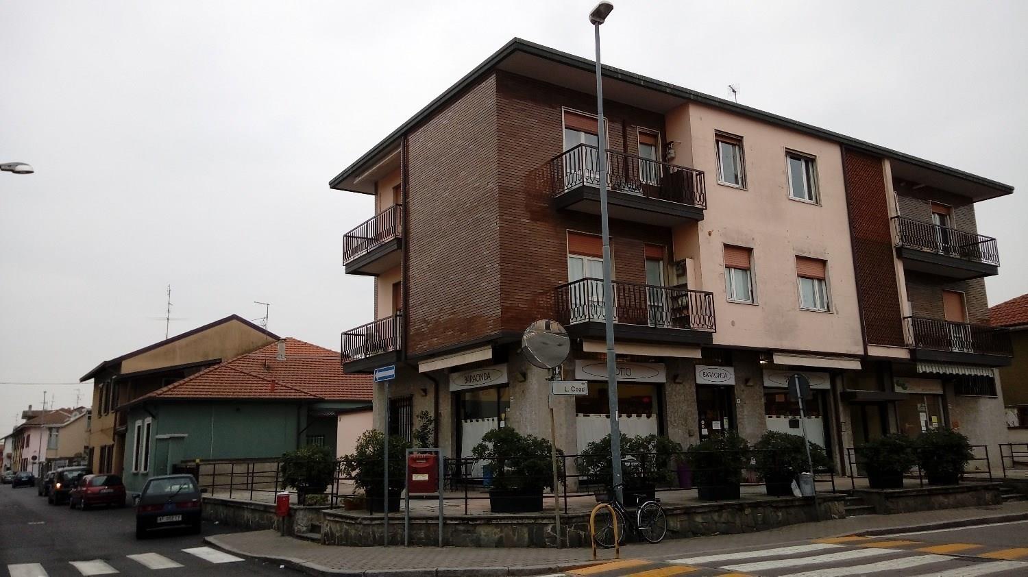 Rif. T3235 MAGENTA - TRILOCALE RISTRUTTURATO € 143.000