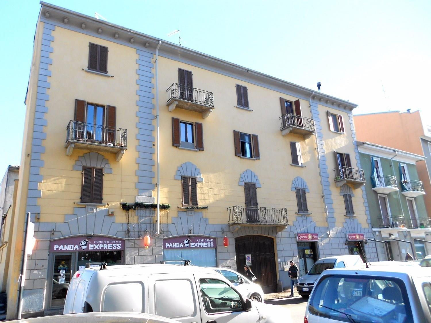 Rif. A2303 Novara S.Andrea: 2 LOCALI Termoautonom € 350