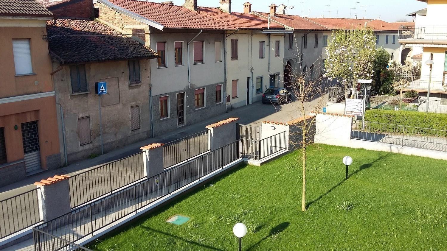 Rif. A3172 BERNATE T.NO -  3 LOCALI NUOVO € 650