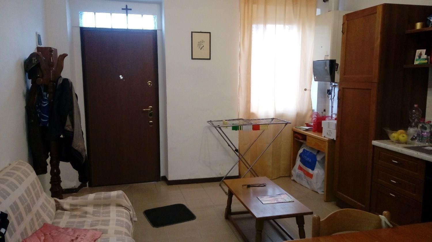 T2154 Magenta Centro: BILOCALE in CORTE € 54.000