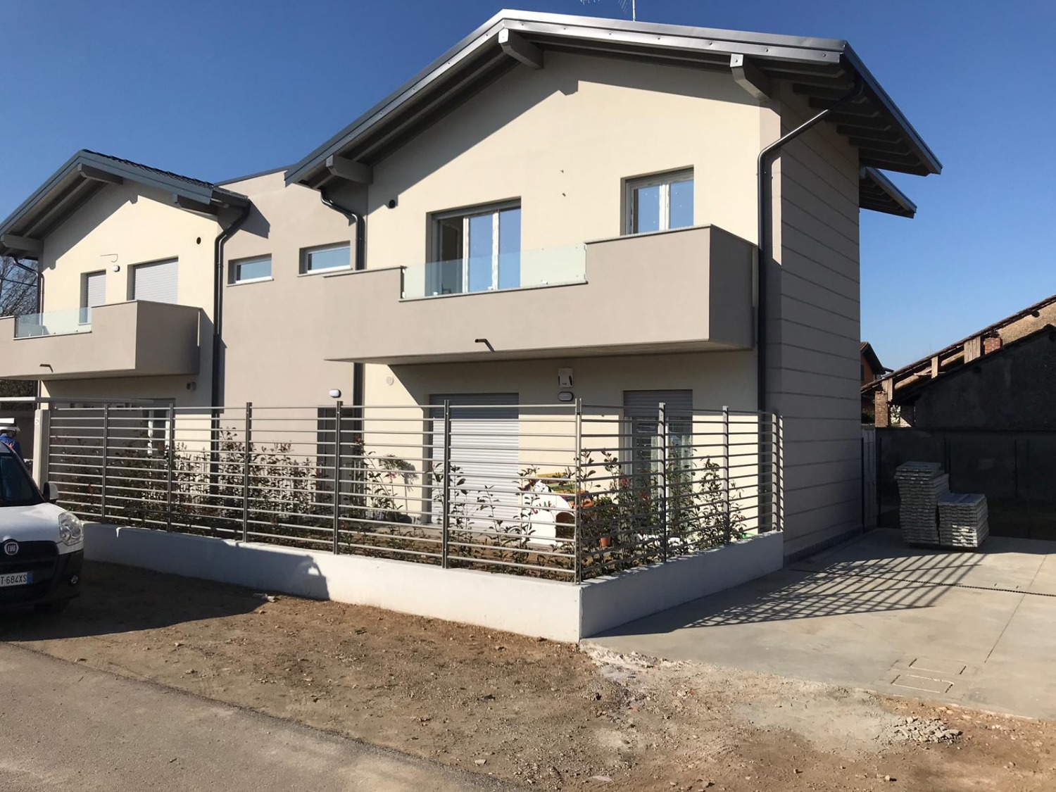 MAGENTA: NUOVO 2 locali in VILLA € 129.000