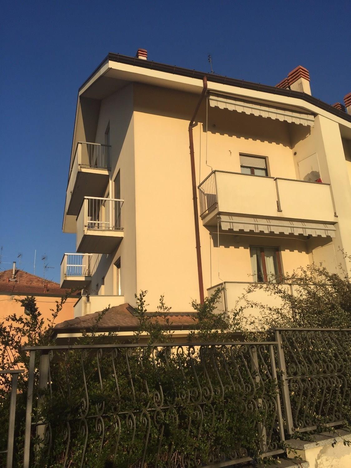 Rif. T3244 MAGENTA: 3 locali + box € 120.000