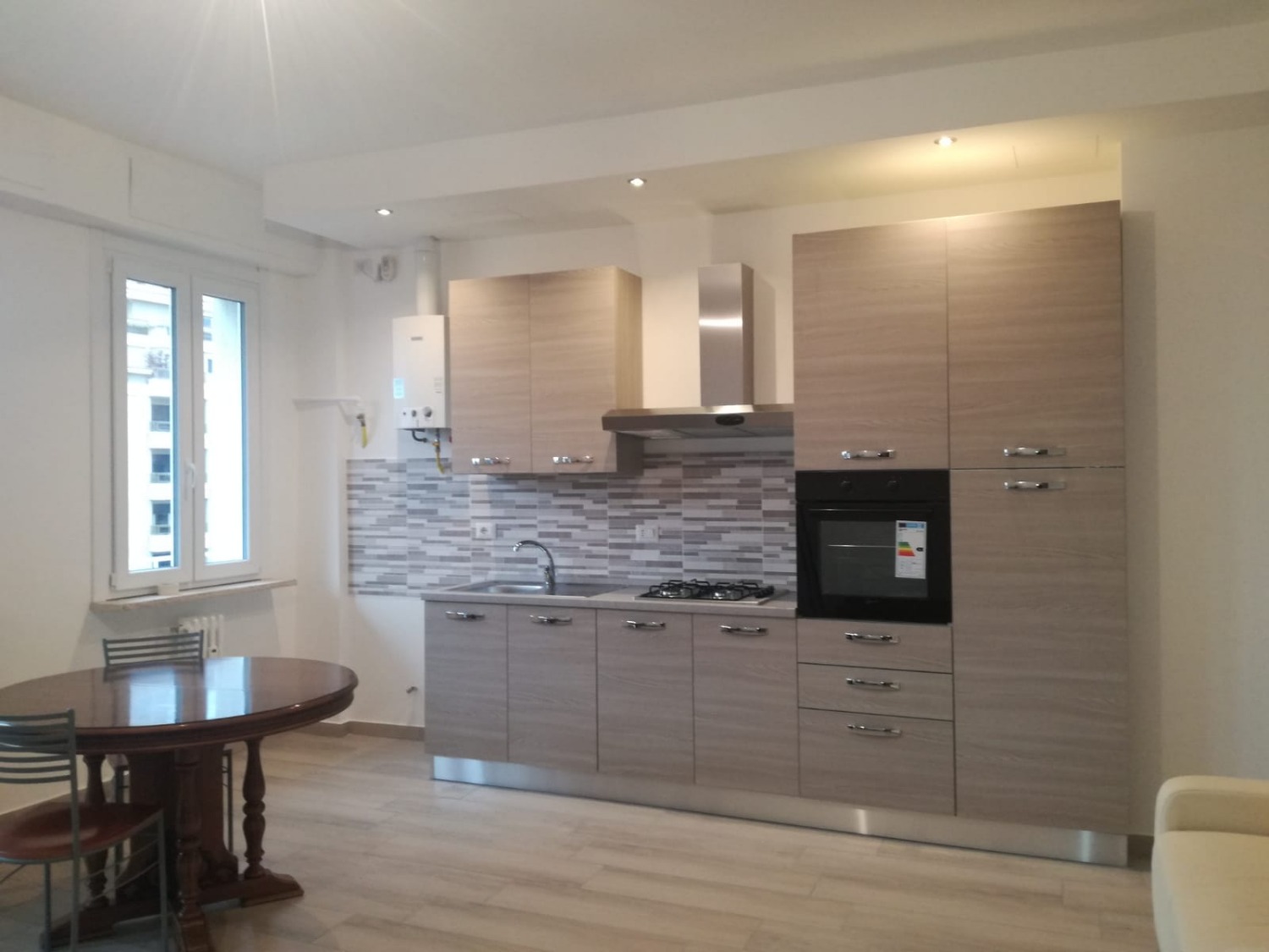 A217 Magenta: Bilocale arredato a nuovo € 600