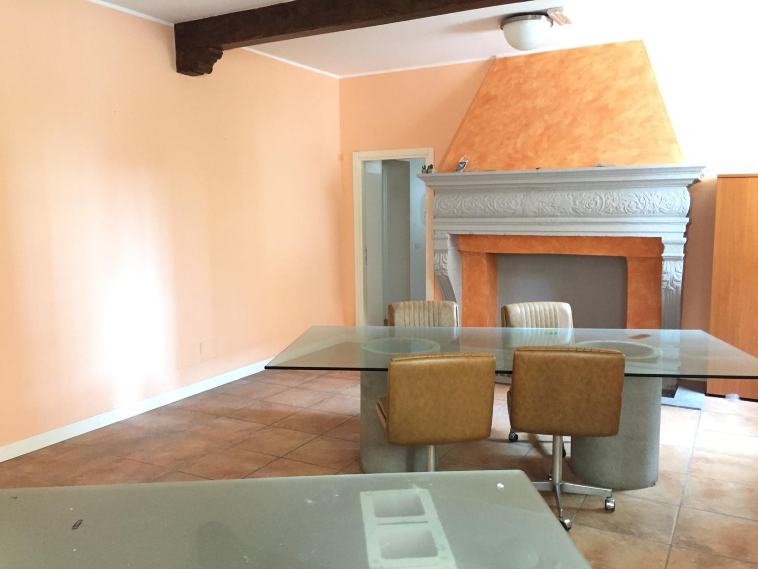 MAGENTA: SIGNORILE UFFICIO IN CENTRO € 800