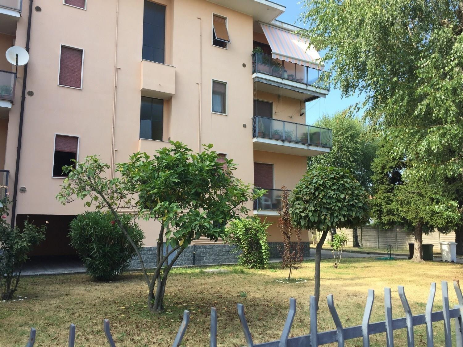 T2162 Magenta: 2 locali + box parz ristrutt. € 86.000