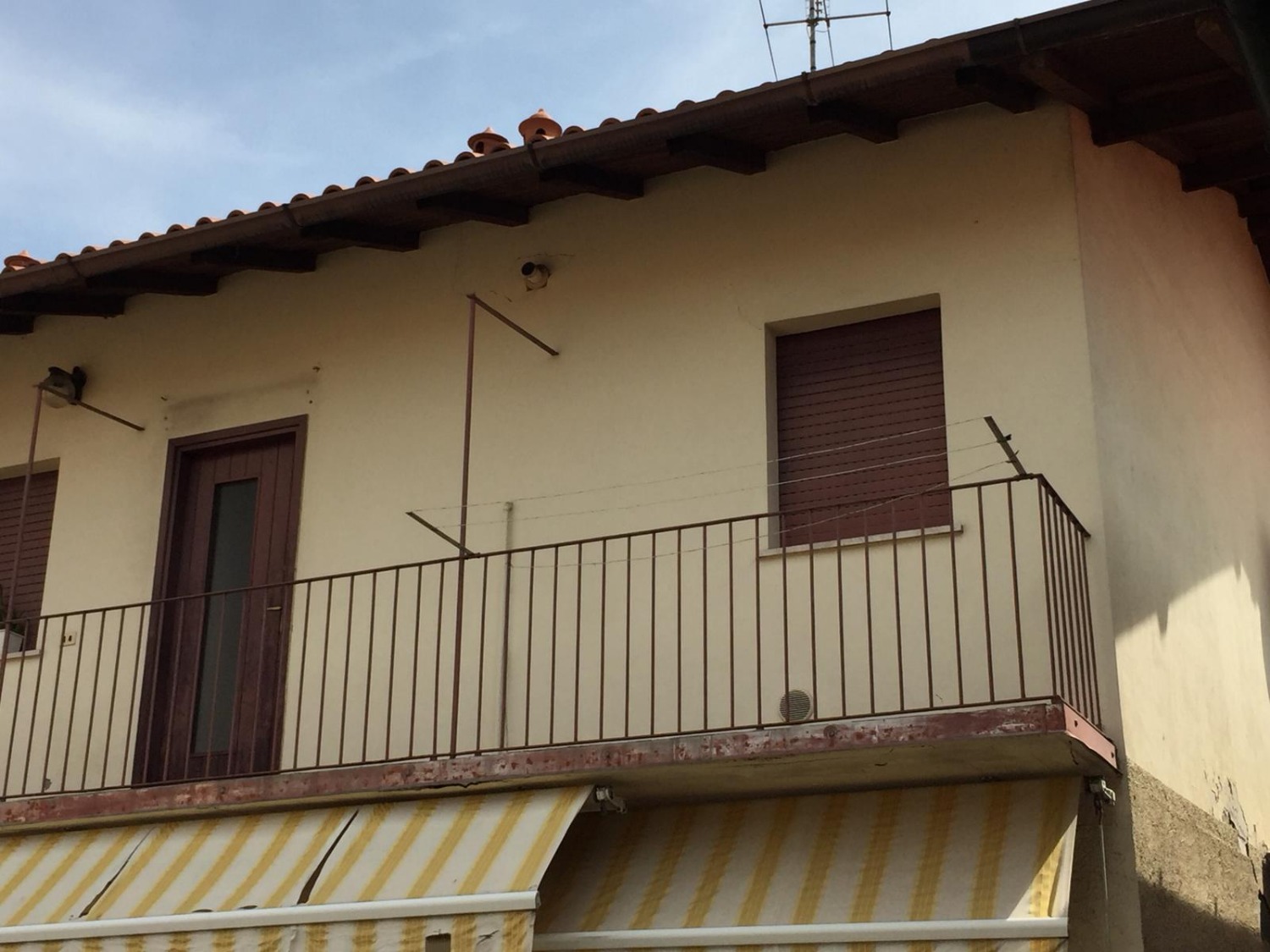 T2191 Magenta Zona Centro: BILOCALE IN CORTE € 65.000