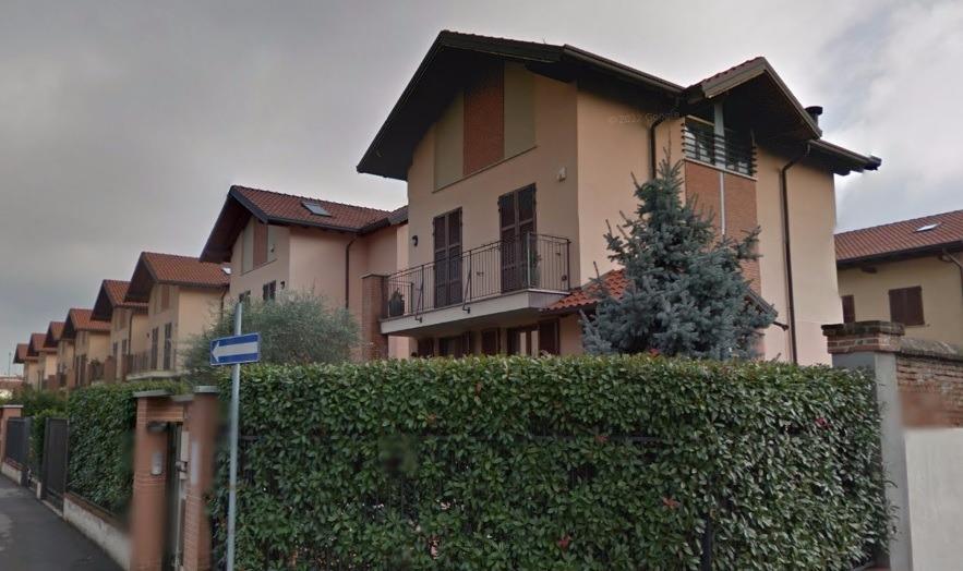 Rif. T618 CORBETTA: VILLA BINATA € 430.000