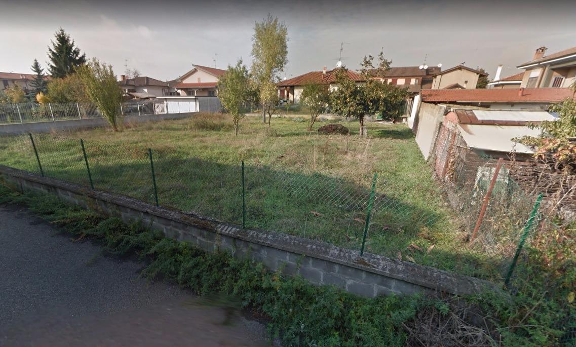 T012 Magenta TERRENO EDIFICABILE € 120.000