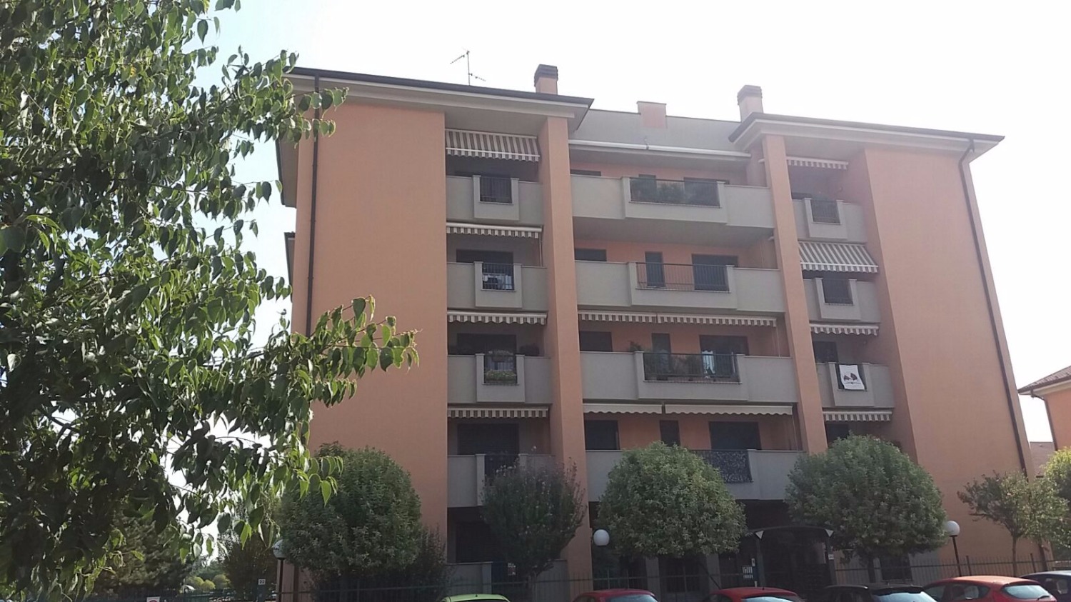 Rif. 2278 MAGENTA - Bilocale arredato con box  € 500