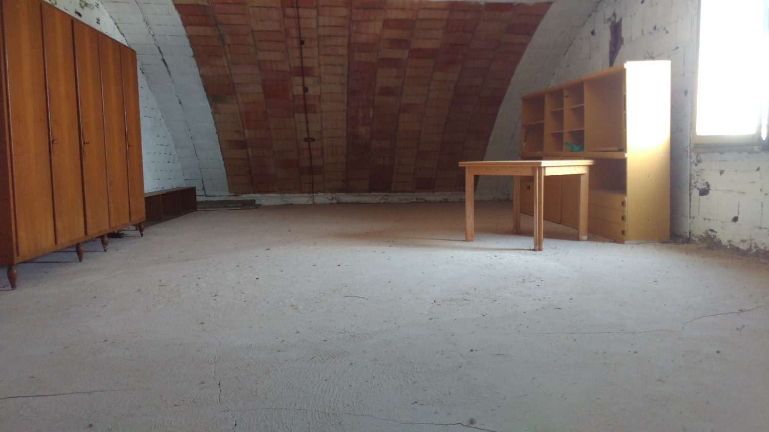 Rif.CT201: MAGENTA:Sottotetto mq 60 open space € 35.000