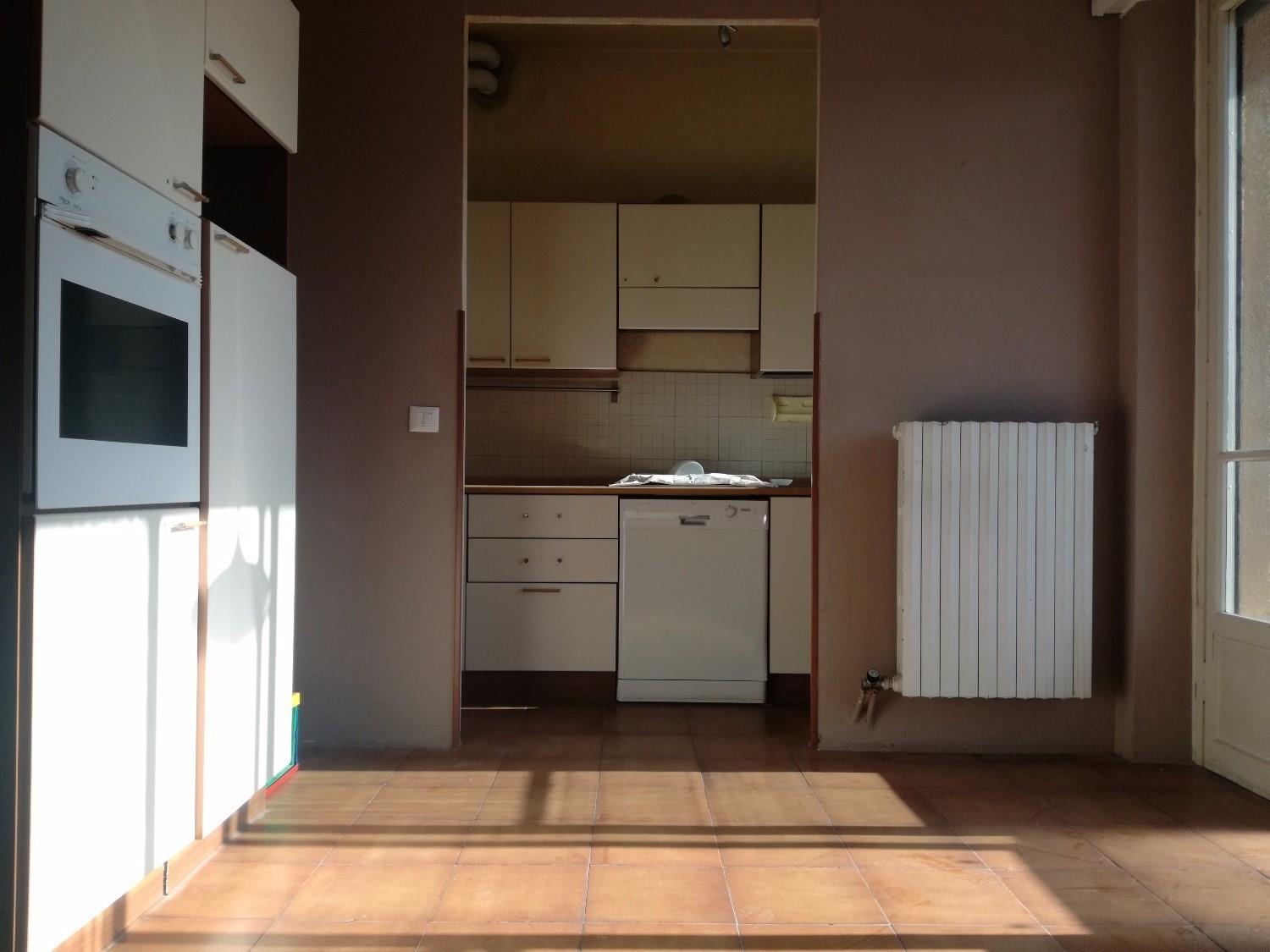 Rif. T3266 MAGENTA -  3 locali con box € 85.000