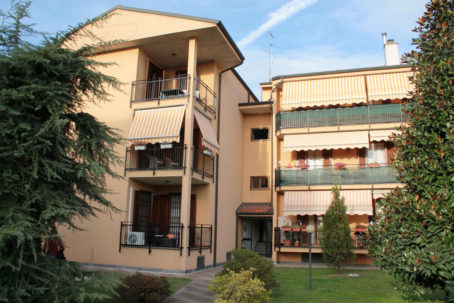 BOFFALORA: 3 locali immerso nel verde  € 135.000