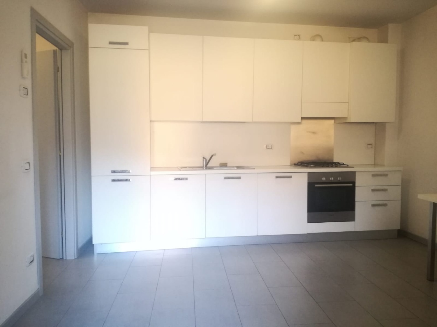 A2144 Magenta Centro: Bilocale con box € 550