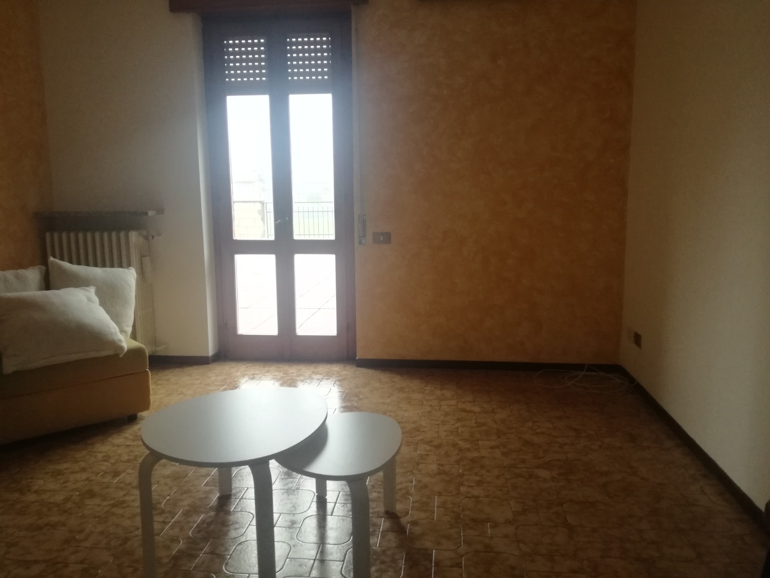 A3194 MAGENTA: 3 LOCALI ARREDATO a NUOVO € 600