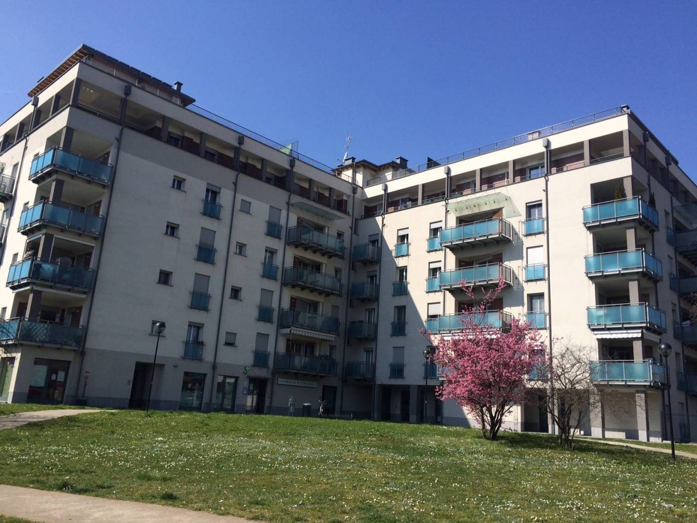 Rif. A3196 CORBETTA: TRILOCALE VUOTO € 715