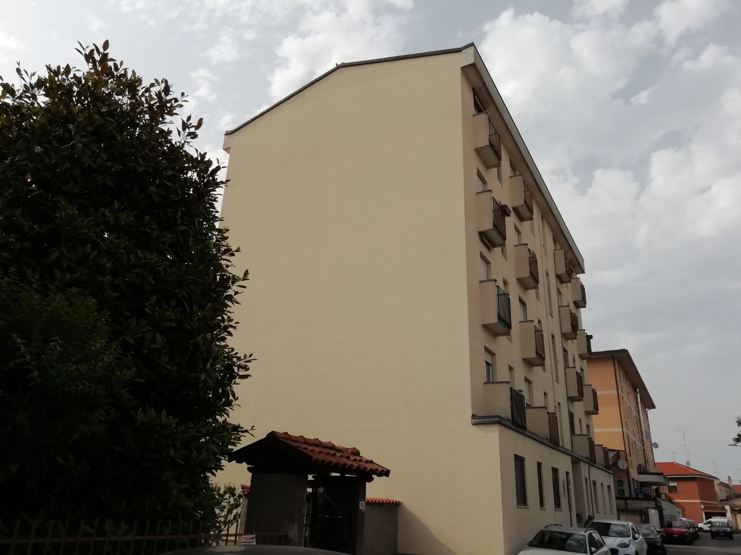 CORBETTA: Appartamento di 3 locali € 99.000