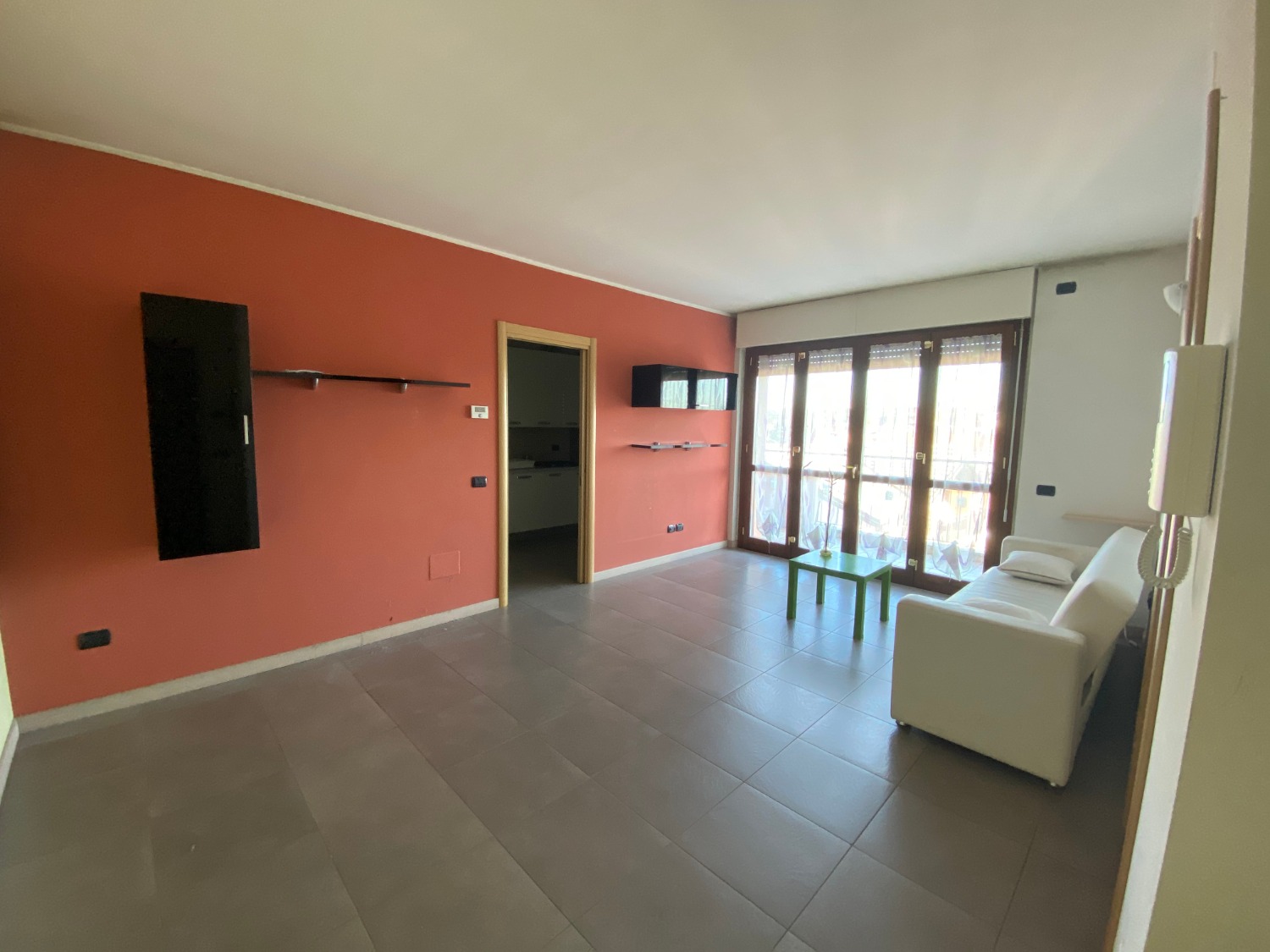 MAGENTA: Recente 2 locali con Terrazzo € 129.000