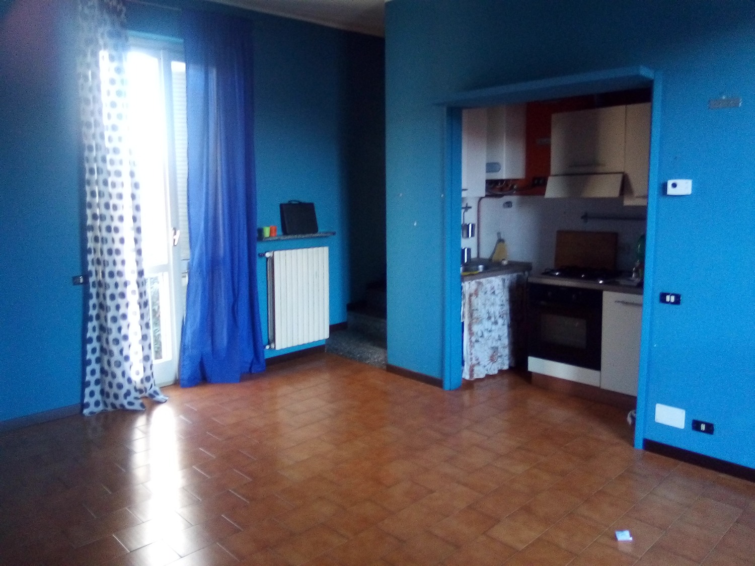 A2100 Abbiategrasso: 2 locali + doppi servizi € 600